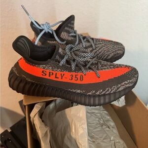 Brand new pair of Yeezys!